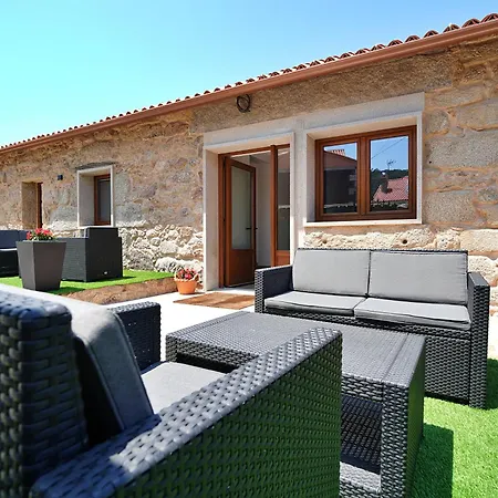 Galihost - Galilaxe, Muy Proxima A Sanxenxo 3*