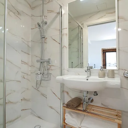 Galihost - Galilaxe Pensionat Meaño